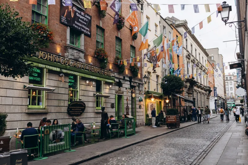 Crowded, Cobbled, and Completely Genuine: The Strange Truth About Temple Bar's Authenticity
